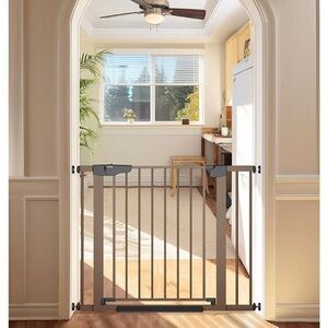 Cumbor 29.7-40.6" Baby Child Safety Gate for Stairs Dog Gate for Doorways OB